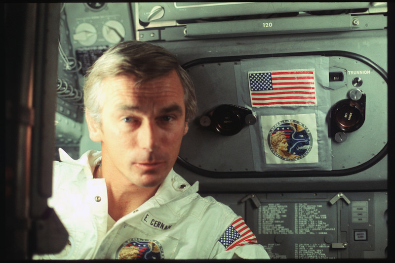 Illustration for article titled NASA Just Released 8,400+ Incredible High-Res Images From The Apollo Program